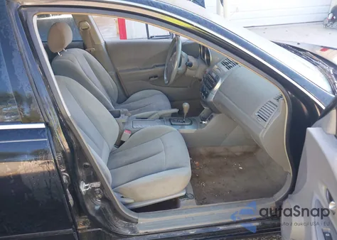 2004 Nissan Altima 3.5 Se from USA, damaged, VIN 1N4BL11D64C150891